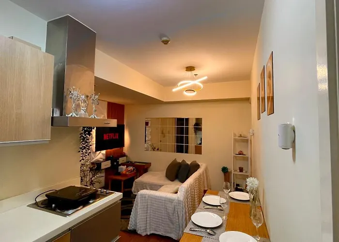 Aparthotel Azure Urban Staycation Wcg Manila